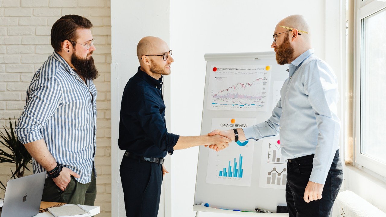 How ATM Outsourcing Improves Efficiency For Modern Businesses